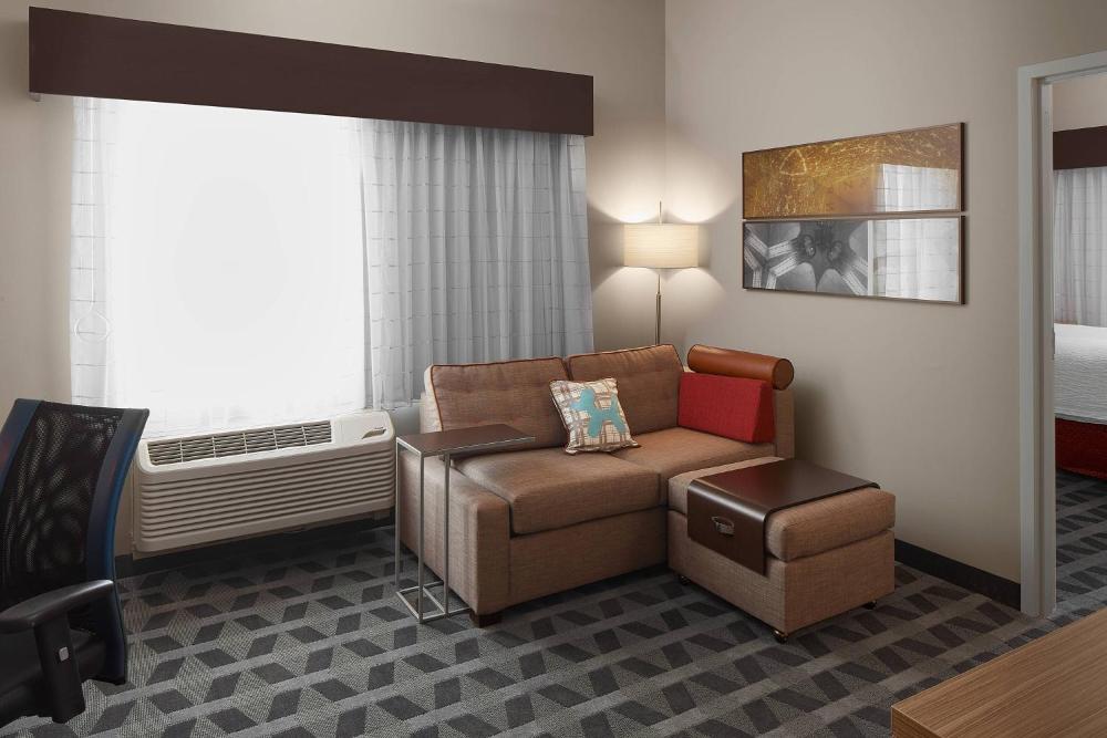 1 Bedroom Suite, 1 Queen, Sofa bed interior